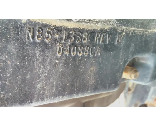 PETERBILT 579 FENDER BRACKETMOUNT