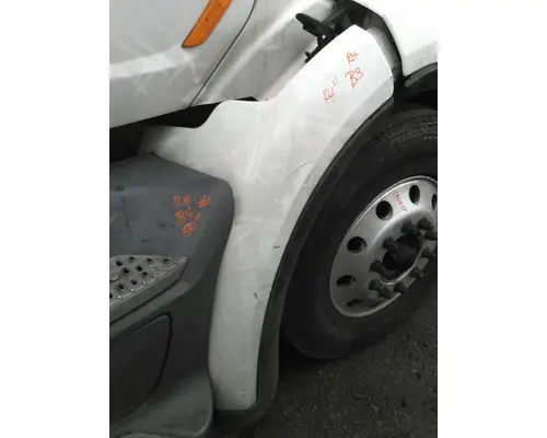 PETERBILT 579 FENDER EXTENSION