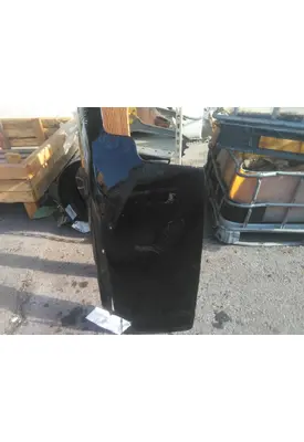 PETERBILT 579 FENDER EXTENSION