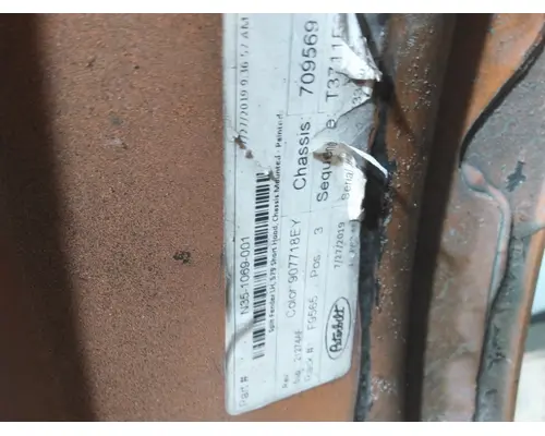 PETERBILT 579 FENDER EXTENSION