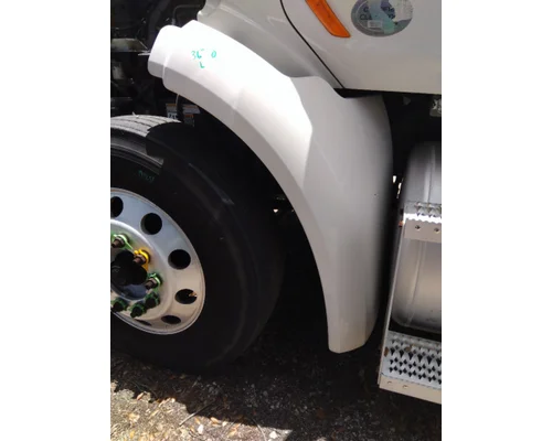 PETERBILT 579 FENDER EXTENSION