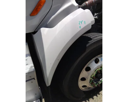 PETERBILT 579 FENDER EXTENSION