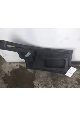 PETERBILT 579 FENDER EXTENSION