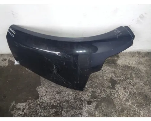 PETERBILT 579 FENDER EXTENSION