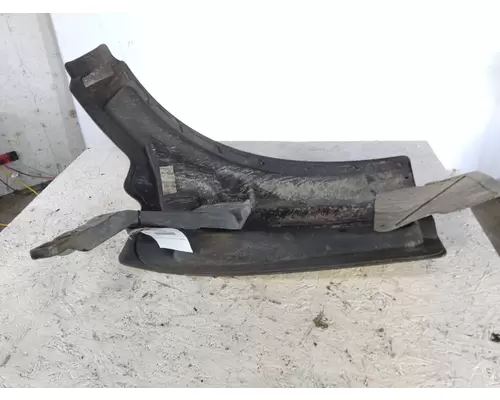 PETERBILT 579 FENDER EXTENSION
