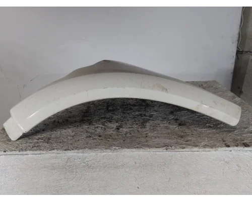 PETERBILT 579 FENDER EXTENSION