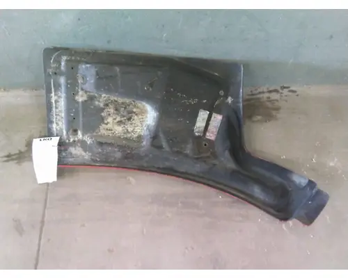 PETERBILT 579 FENDER EXTENSION
