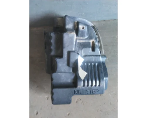 PETERBILT 579 FENDER EXTENSION