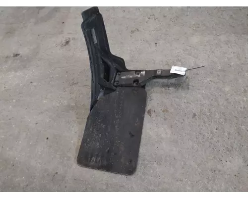 PETERBILT 579 FENDER EXTENSION