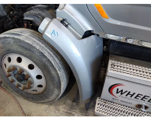 PETERBILT 579 FENDER EXTENSION