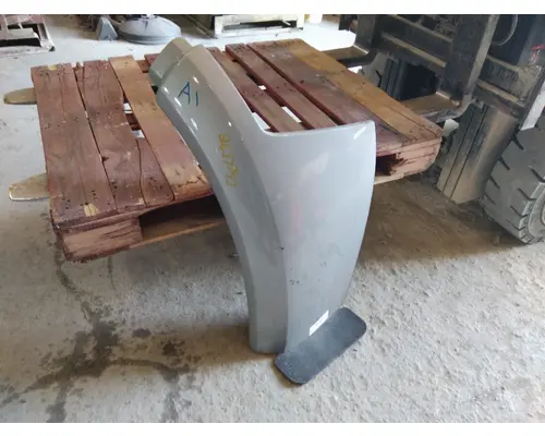 PETERBILT 579 FENDER EXTENSION