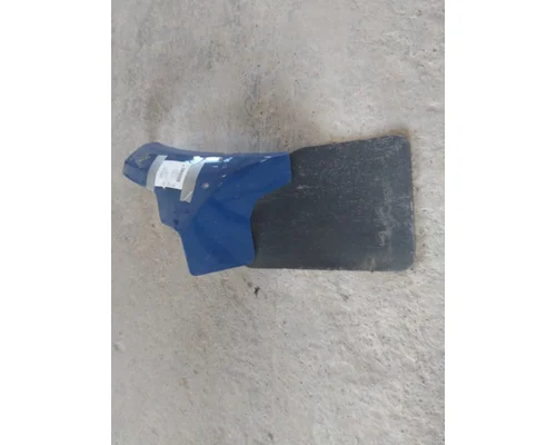 PETERBILT 579 FENDER EXTENSION