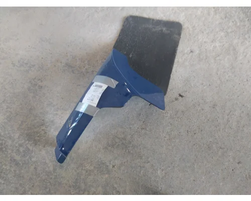 PETERBILT 579 FENDER EXTENSION