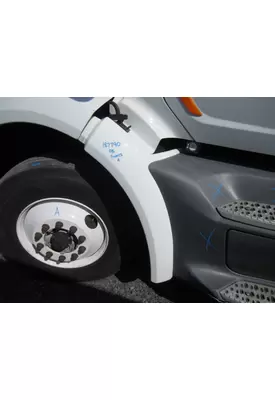 PETERBILT 579 FENDER EXTENSION
