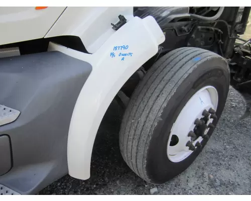 PETERBILT 579 FENDER EXTENSION