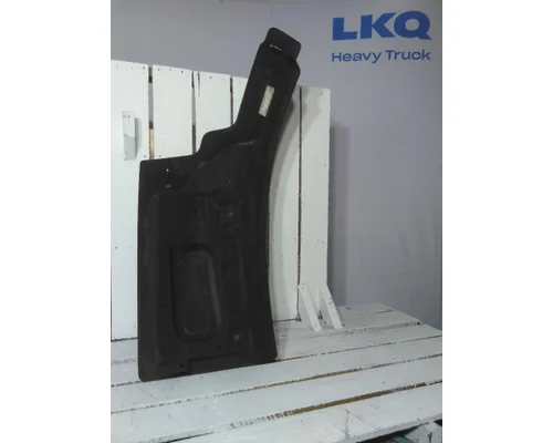 PETERBILT 579 FENDER EXTENSION