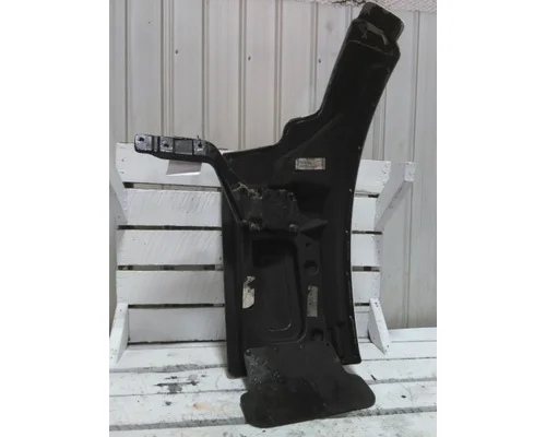 PETERBILT 579 FENDER EXTENSION
