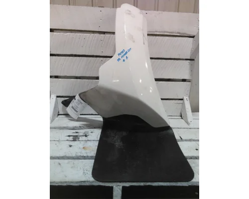 PETERBILT 579 FENDER EXTENSION