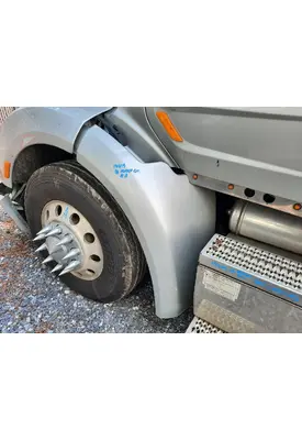 PETERBILT 579 FENDER EXTENSION