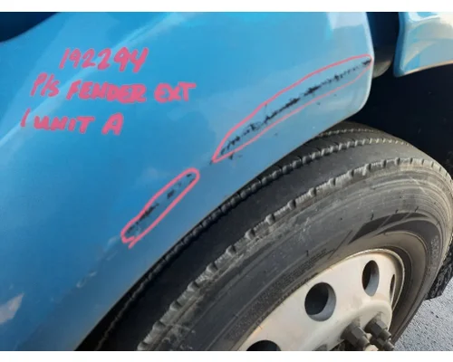 PETERBILT 579 FENDER EXTENSION
