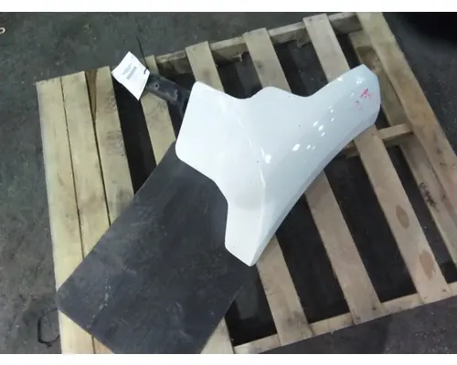 PETERBILT 579 FENDER EXTENSION