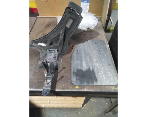 PETERBILT 579 FENDER EXTENSION