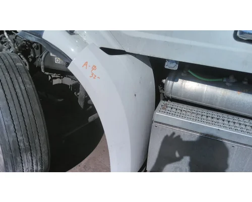 PETERBILT 579 FENDER EXTENSION