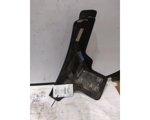 PETERBILT 579 FENDER EXTENSION