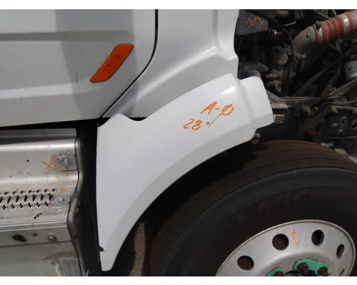 PETERBILT 579 FENDER EXTENSION