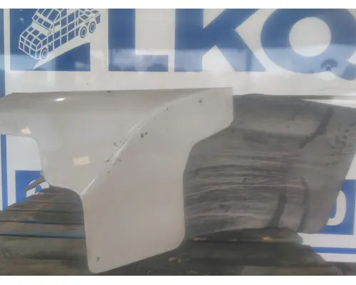 PETERBILT 579 FENDER EXTENSION