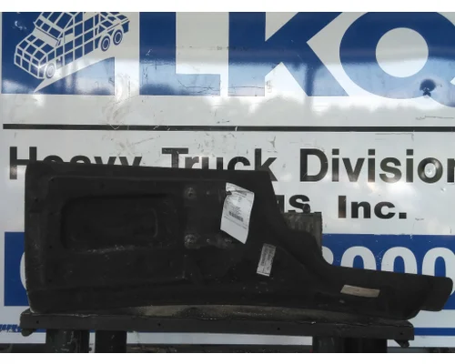 PETERBILT 579 FENDER EXTENSION