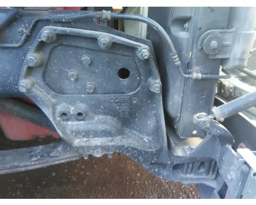 PETERBILT 579 FRAME HORN