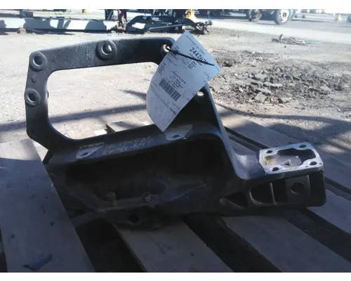 PETERBILT 579 FRAME HORN