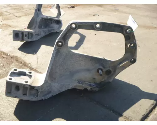 PETERBILT 579 FRAME HORN