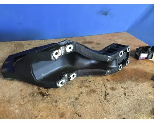 PETERBILT 579 FRAME HORN