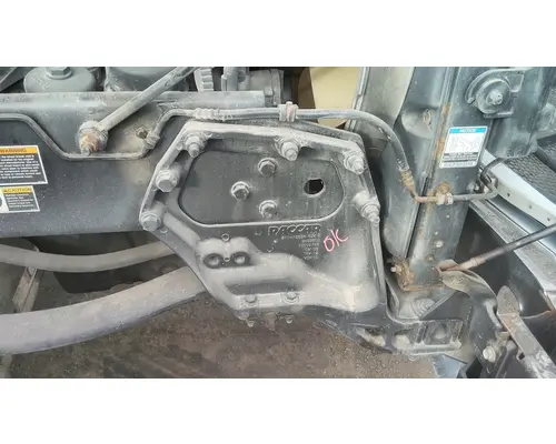 PETERBILT 579 FRAME HORN