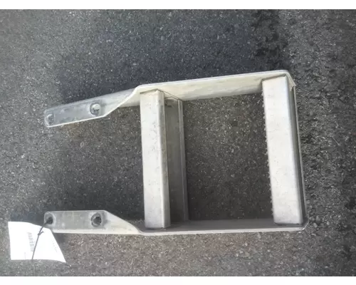 PETERBILT 579 FRAME STEP