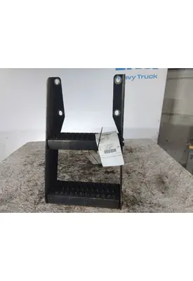 PETERBILT 579 FRAME STEP