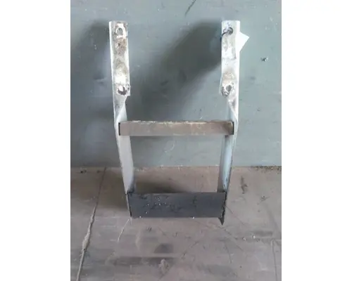 PETERBILT 579 FRAME STEP