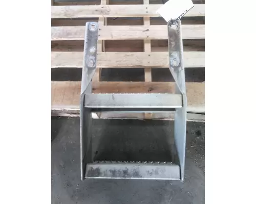 PETERBILT 579 FRAME STEP