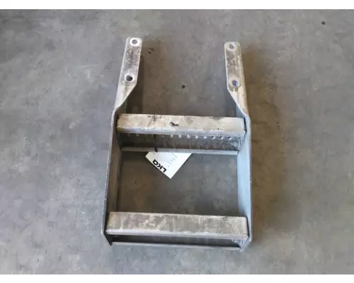 PETERBILT 579 FRAME STEP