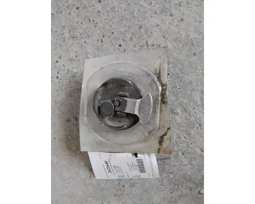 PETERBILT 579 FUEL FILLER NECKANTI-SIPHON
