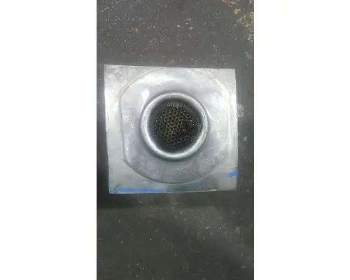 PETERBILT 579 FUEL FILLER NECKANTI-SIPHON