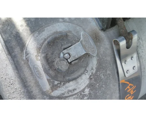PETERBILT 579 FUEL FILLER NECK/ANTI-SIPHON