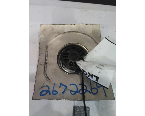 PETERBILT 579 FUEL FILLER NECKANTI-SIPHON