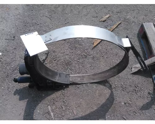 PETERBILT 579 FUEL TANK BRACKET