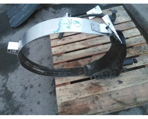 PETERBILT 579 FUEL TANK BRACKET