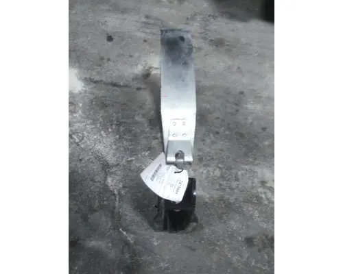 PETERBILT 579 FUEL TANK BRACKET