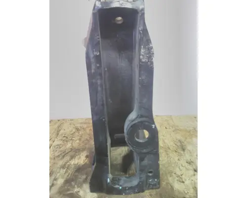 PETERBILT 579 FUEL TANK BRACKET