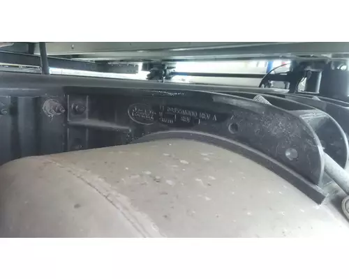 PETERBILT 579 FUEL TANK BRACKET